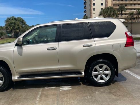 Used 2010 Lexus GX 460 AWD/4WD image 4
