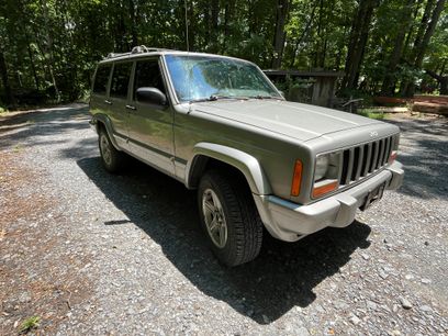 Used 2000 Jeep Cherokee Classic