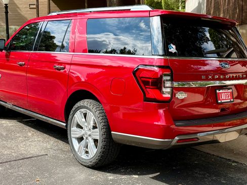 Used 2022 Ford Expedition Max King Ranch image 4