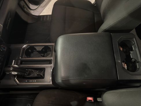 Used 2018 Ford F150 XLT w/ Equipment Group 302A Luxury RWD image 6