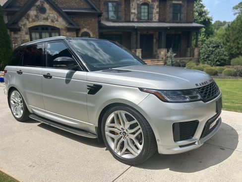 Used 2020 Land Rover Range Rover Sport HSE image 4