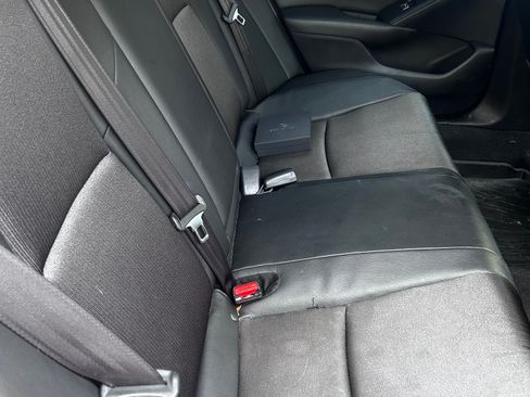 Used 2019 Honda Accord Sport image 9