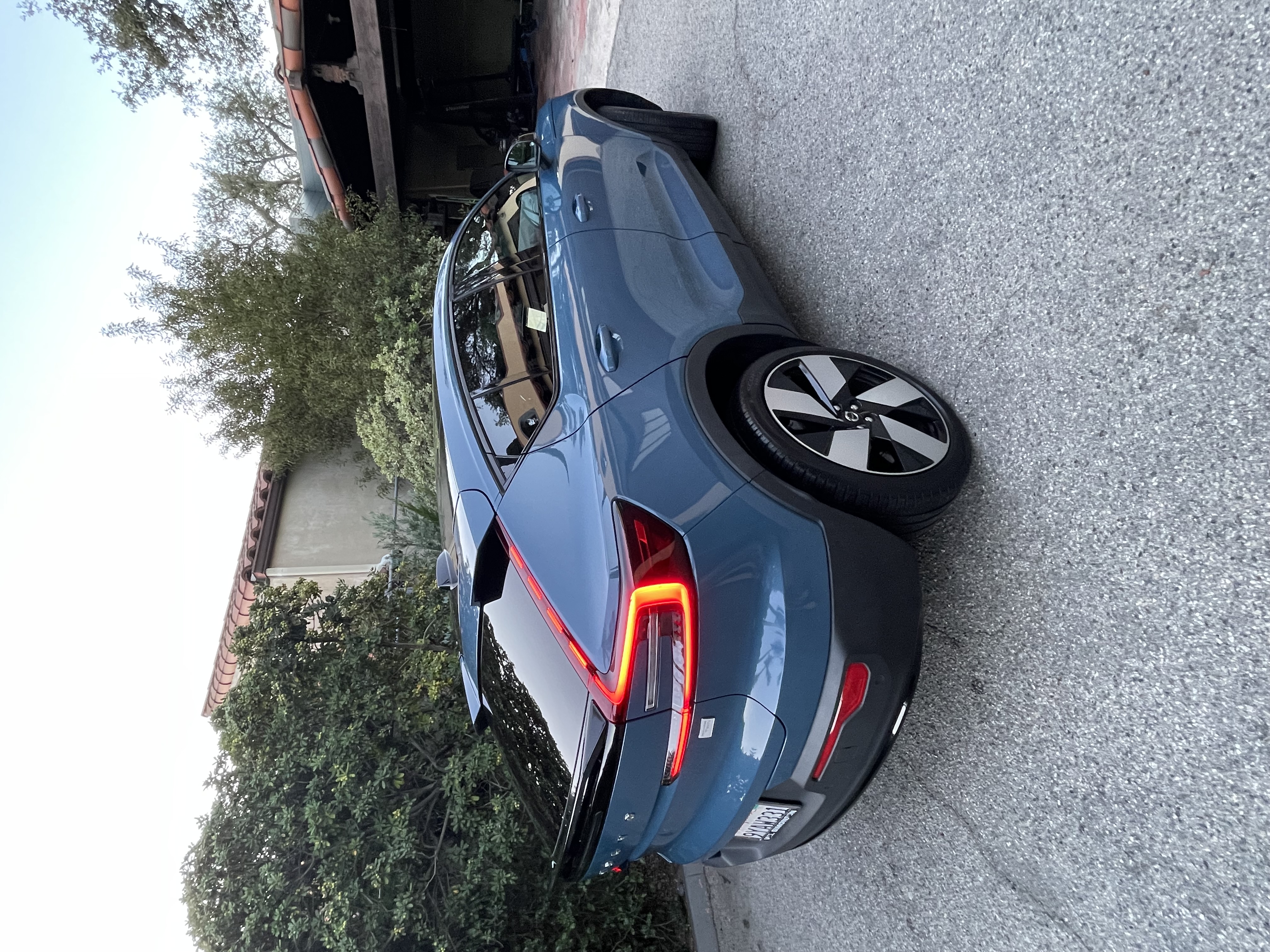 Used 2023 Volvo C40 P8 Recharge Ultimate AWD/4WD image 5