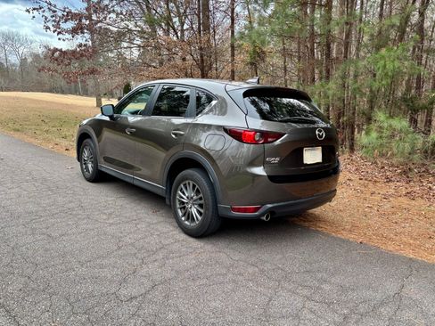 Used 2018 MAZDA CX-5 Touring image 4