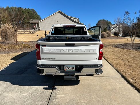 Used 2020 Chevrolet Silverado 1500 LT w/ All-Star Edition image 9