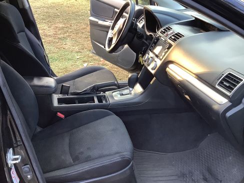 Used 2015 Subaru Crosstrek 2.0i Premium w/ Moonroof Package image 17