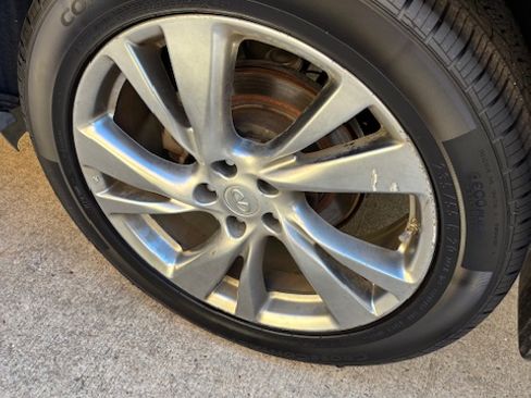 Used 2014 INFINITI QX60 AWD w/ Deluxe Touring Package image 23