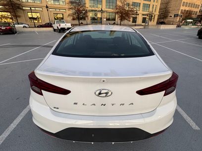 Used 2019 Hyundai Elantra SE w/ Cargo Package