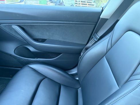 Used 2019 Tesla Model 3 Long Range image 13
