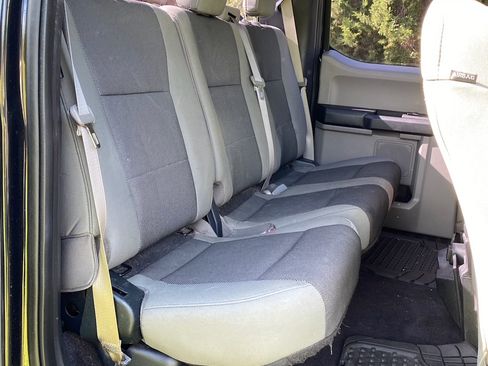 Used 2015 Ford F150 XL w/ Equipment Group 101A Mid AWD/4WD image 13