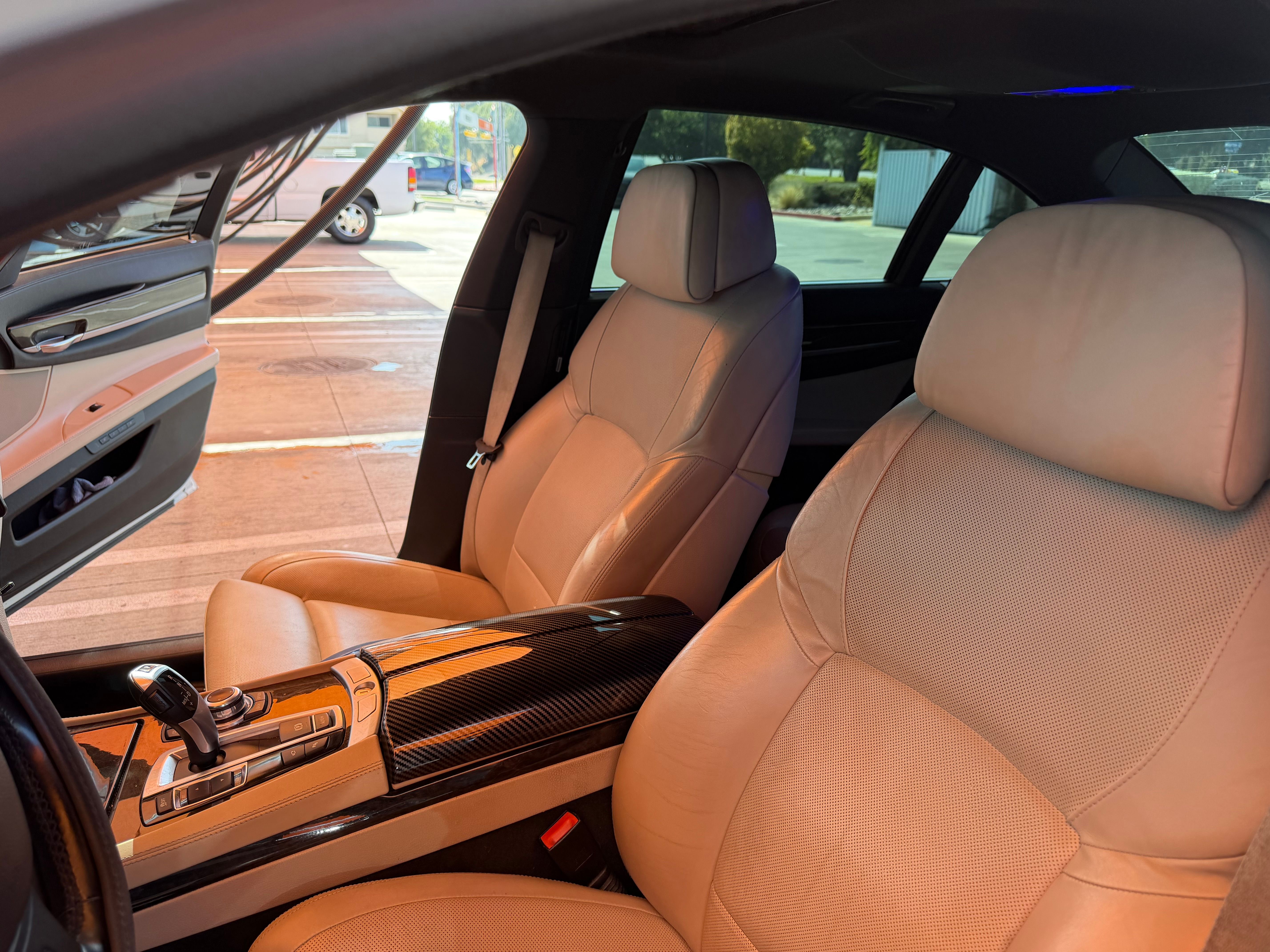 Used 2012 BMW 750Li RWD image 6
