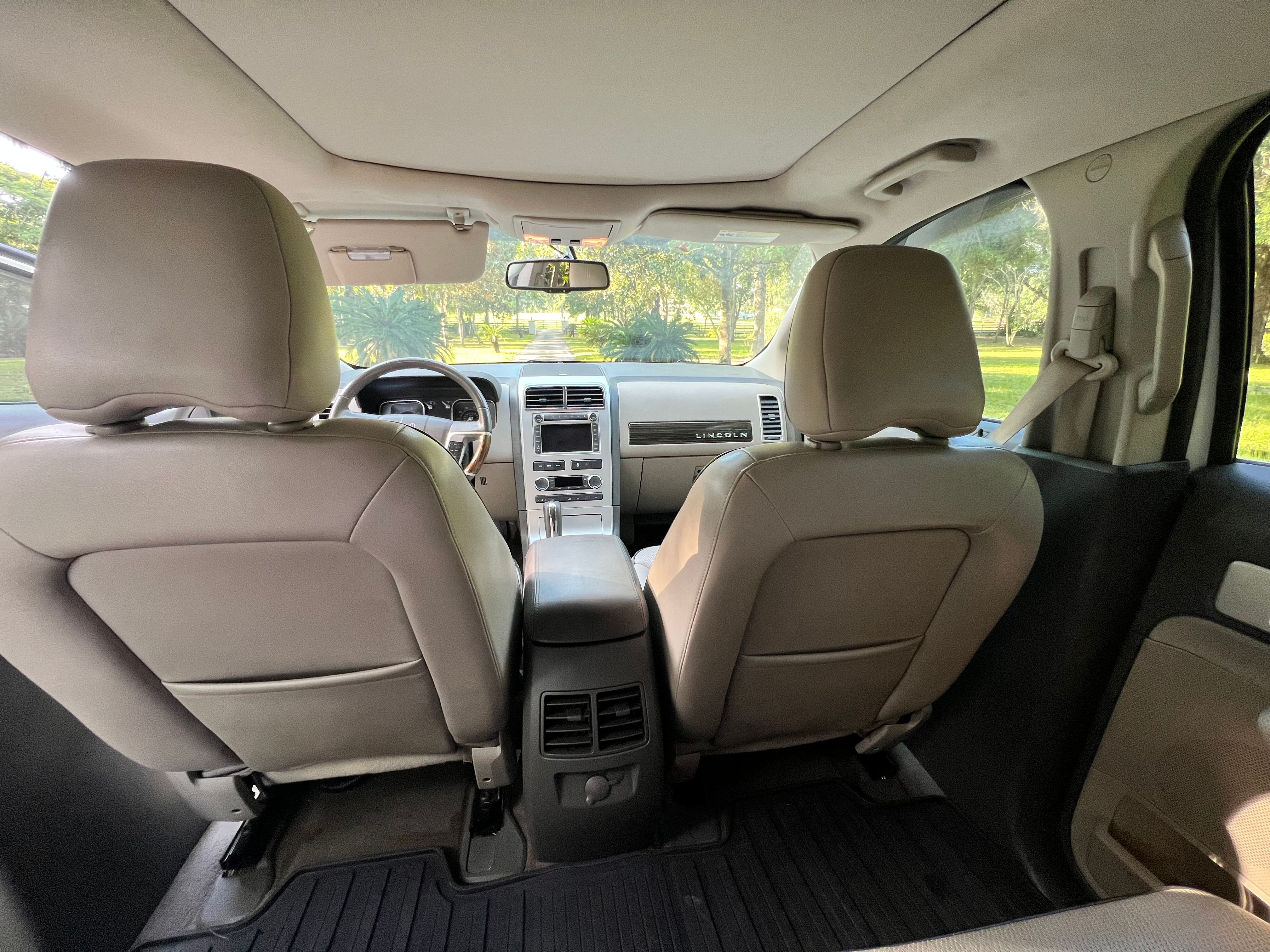 Used 2010 Lincoln MKX 2WD image 11