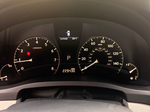Used 2011 Lexus RX 350 2WD w/ Premium Pkg image 13