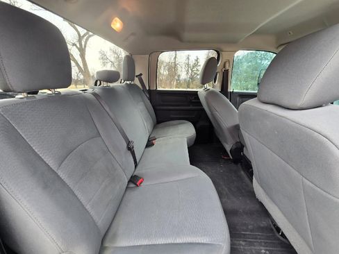 Used 2017 RAM 2500 Tradesman w/ Chrome Appearance Group image 7