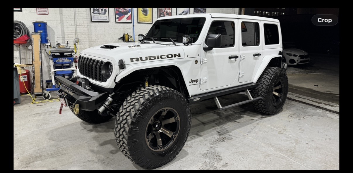 Used 2024 Jeep Wrangler Unlimited Rubicon 392 AWD/4WD image 1
