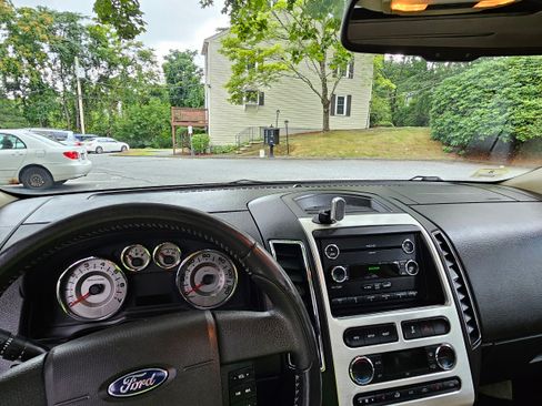 Used 2008 Ford Edge Limited image 12