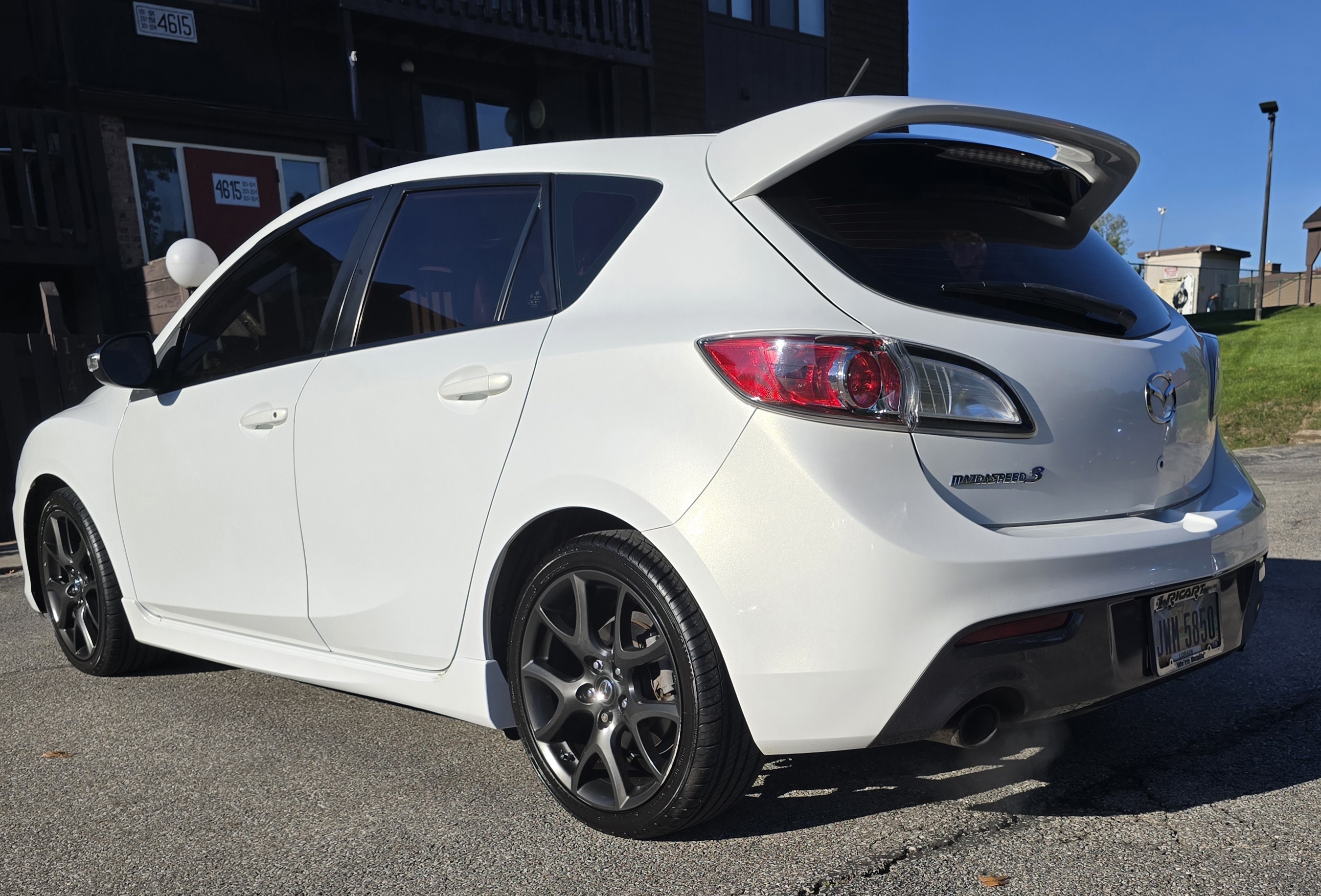 Used 2013 MAZDA MAZDA3 Touring FWD image 2