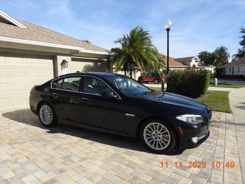 Used 2011 BMW 535i Sedan image 10
