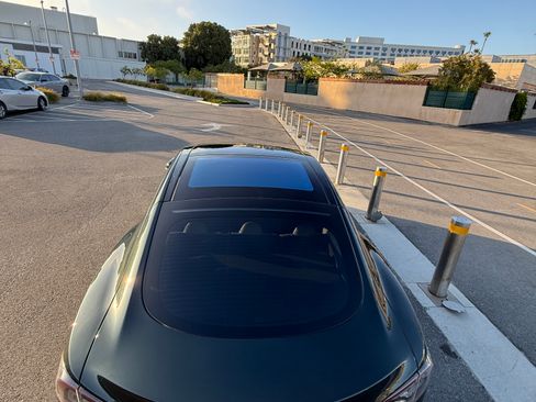 Used 2014 Tesla Model S P85 RWD image 12