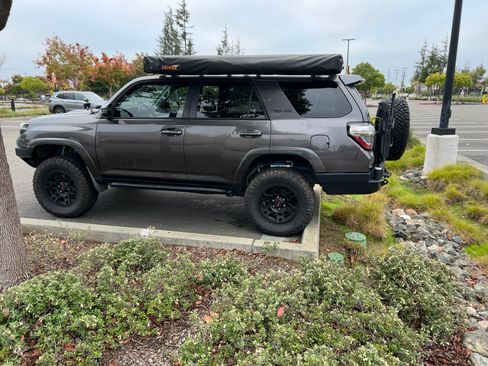 Used 2016 Toyota 4Runner TRD Pro image 4