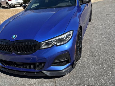 Used 2019 BMW 330i Sedan w/ M Sport Package image 4