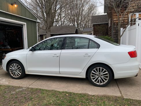 Used 2014 Volkswagen Jetta SEL FWD image 5