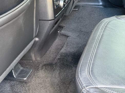 Used 2018 Ford Expedition Limited w/ Equipment Group 301A image 18