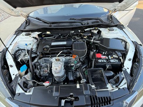 Used 2015 Honda Accord LX image 9