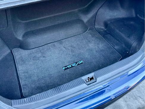 Used 2018 Toyota Mirai image 19