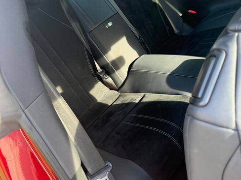 Used 2018 Lexus LC 500 Coupe RWD image 8