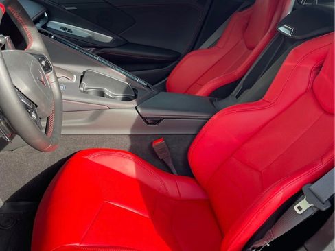 Used 2024 Chevrolet Corvette Stingray Coupe w/ Z51 Performance Package image 10