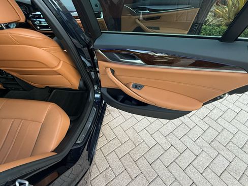 Used 2020 BMW 540i w/ Convenience Package RWD image 26