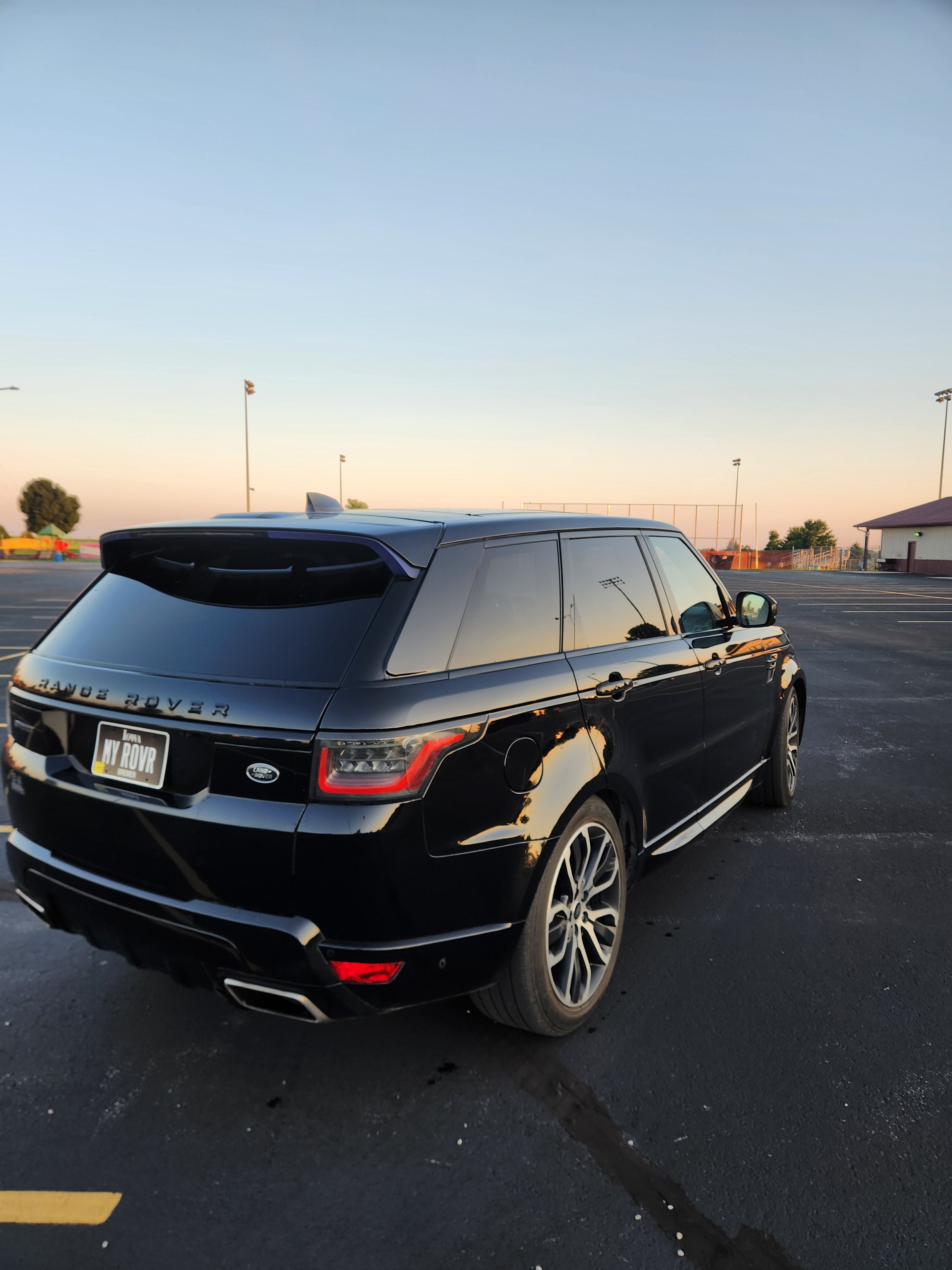 Used 2019 Land Rover Range Rover Sport HSE Dynamic AWD/4WD image 5
