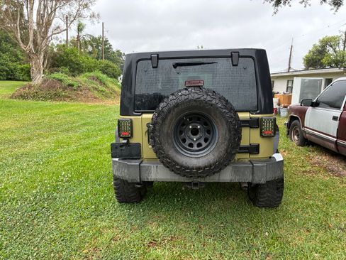 Used 2013 Jeep Wrangler Sport AWD/4WD image 2