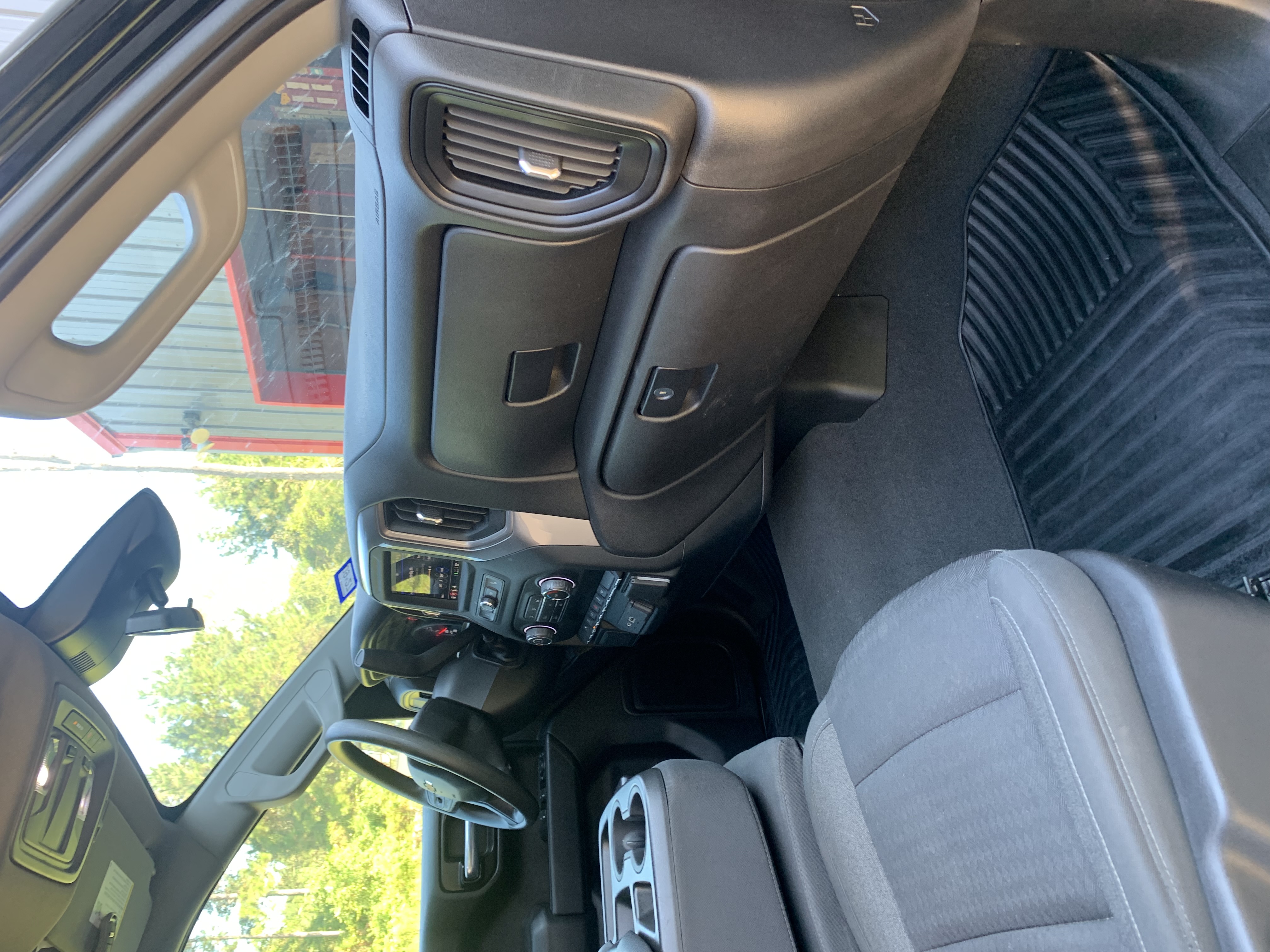 Used 2022 Chevrolet Silverado 1500 Custom RWD image 6