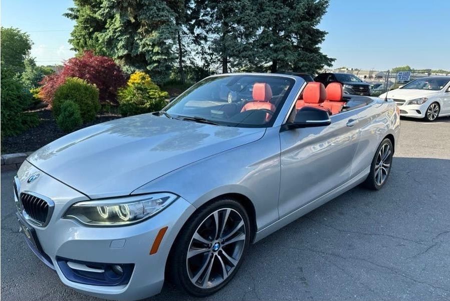 Used 2015 BMW 228i xDrive Convertible AWD/4WD image 9