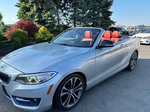 Used 2015 BMW 228i xDrive Convertible AWD/4WD image 9