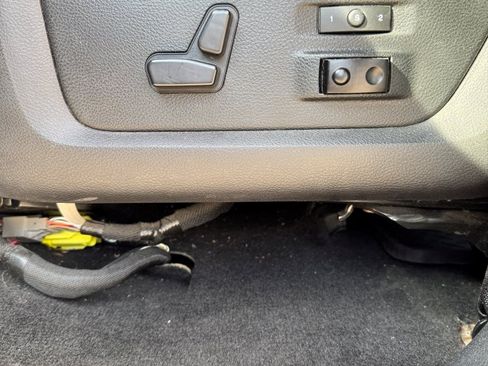 Used 2018 RAM 2500 Power Wagon w/ Leather & Luxury Group image 26