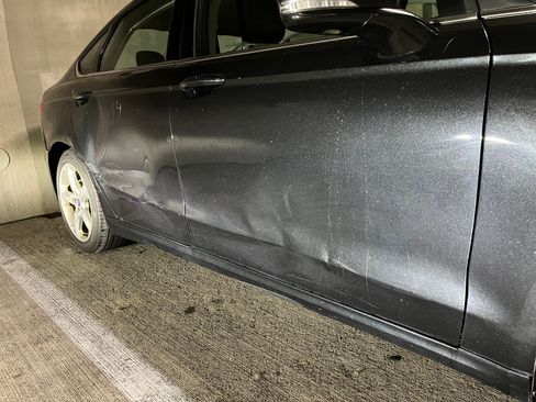 Used 2013 Ford Fusion SE image 29