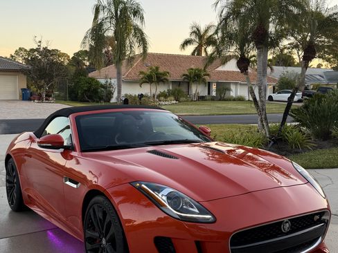 Used 2014 Jaguar F-TYPE S RWD image 14
