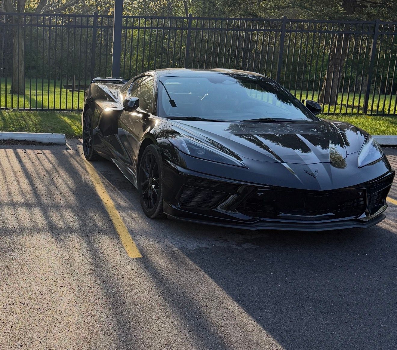 Used 2024 Chevrolet Corvette Stingray Premium Cpe w/ Z51 Performance Package RWD image 2