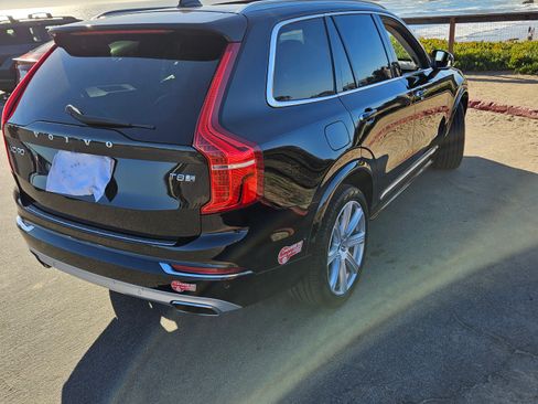 Used 2017 Volvo XC90 T8 Inscription w/ Luxury Package image 5
