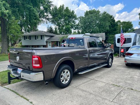 Used 2019 RAM 2500 Laramie image 2