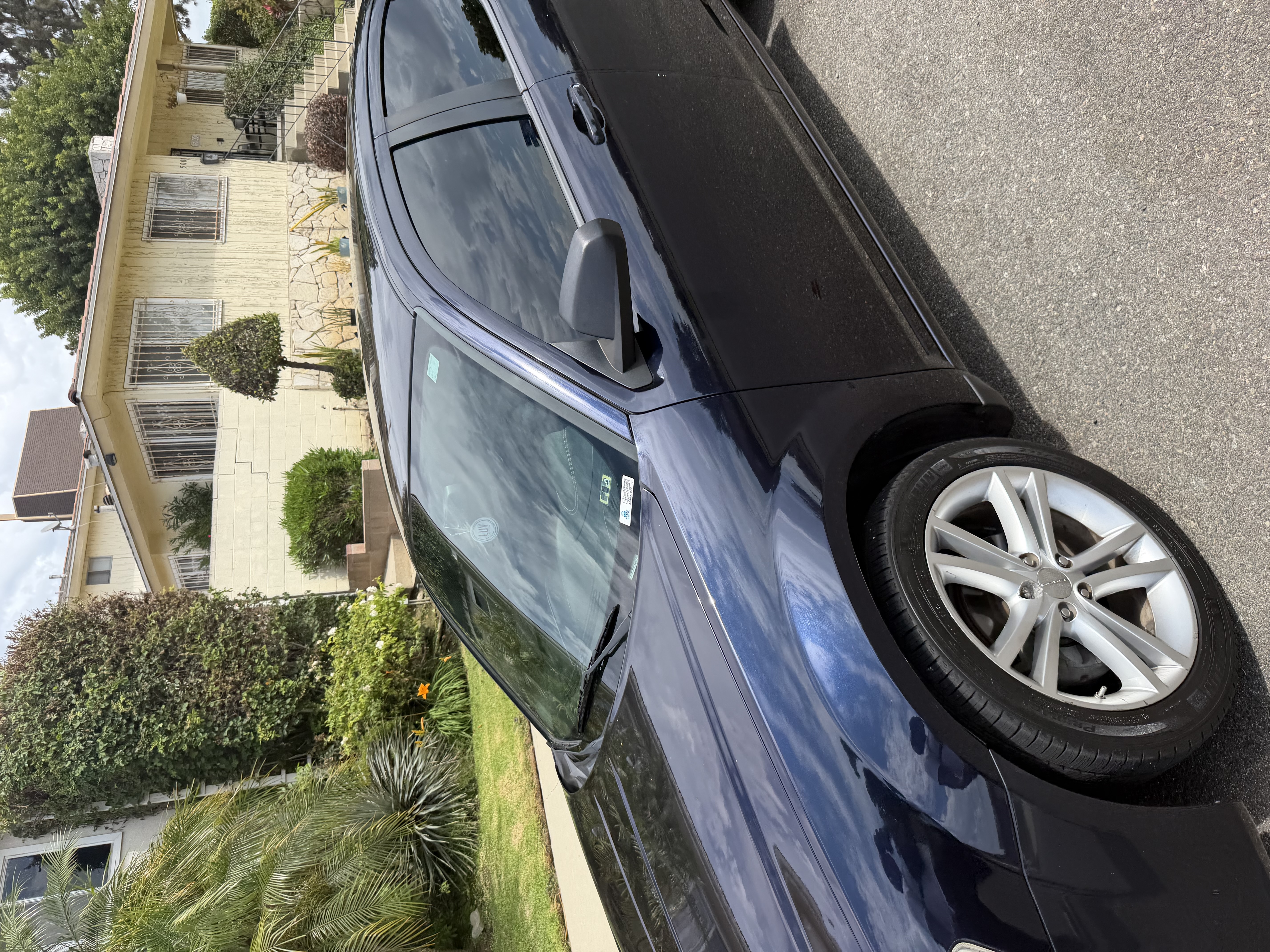 Used 2012 Dodge Avenger SE FWD image 10