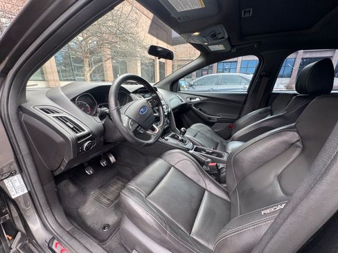 Used 2016 Ford Focus ST w/ Equipment Group 402A image 8