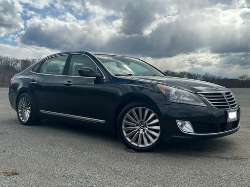 Used 2014 Hyundai Equus Signature RWD image 4