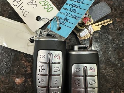 Used 2023 Genesis GV80 3.5T w/ Prestige Package image 20