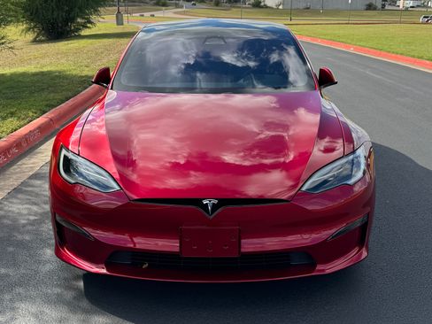 Used 2023 Tesla Model S Standard Range image 9
