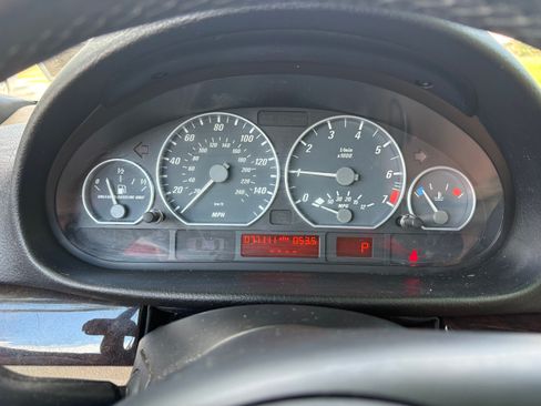 Used 2004 BMW 330Ci Convertible RWD image 13