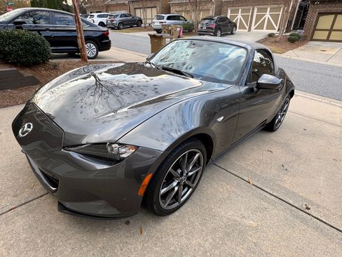 Used 2020 MAZDA MX-5 Miata Grand Touring image 6